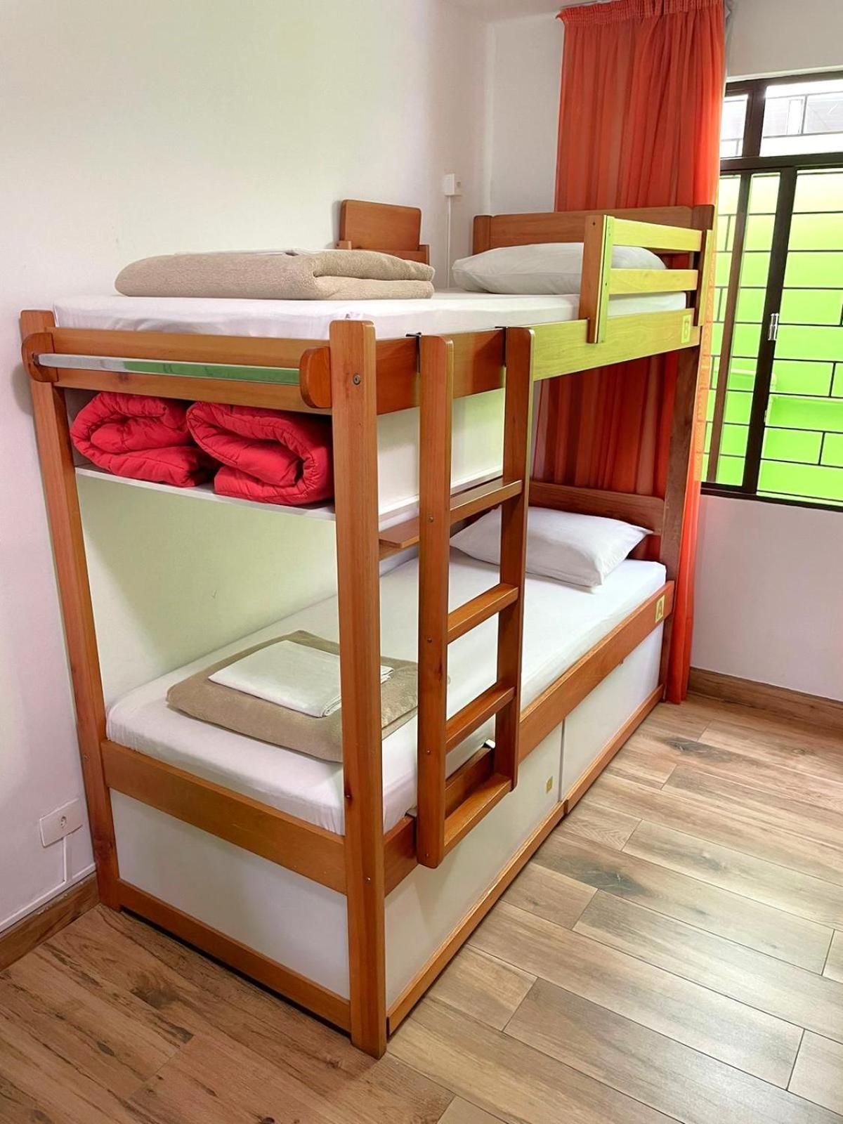 Jardim Botanico House Hostel Curitiba Ngoại thất bức ảnh