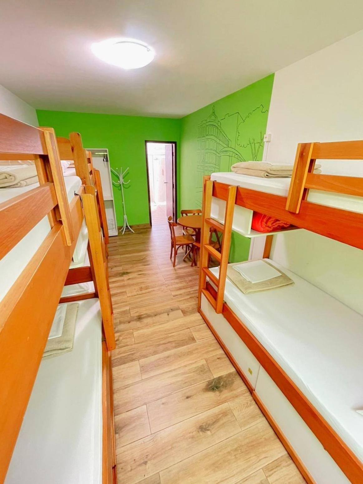 Jardim Botanico House Hostel Curitiba Ngoại thất bức ảnh